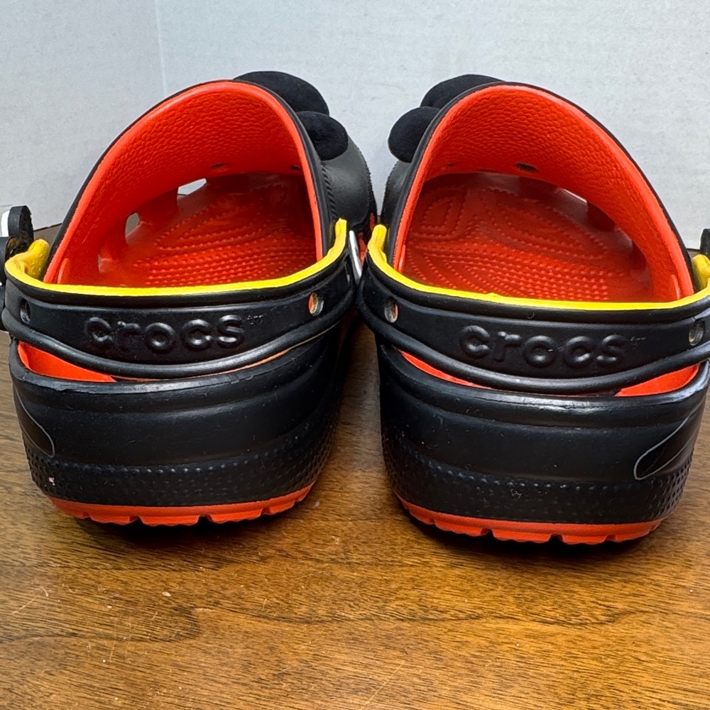 Disney Mickey Mouse Classic Crocs Clogs, Unisex Adult, Womens sz 11 / Mens sz 9 - Picture 5 of 16